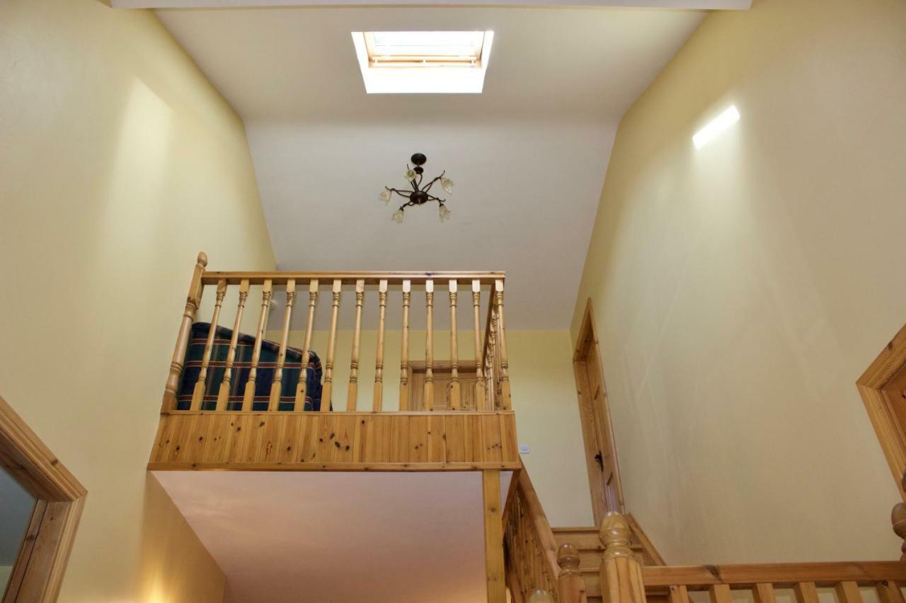 Cuas A' Gamhna Bed and Breakfast Clynacartan Exteriör bild